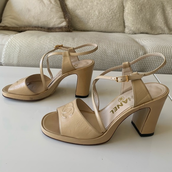 Chanel shoes. Leather. Size 37 - Picture 2 of 7